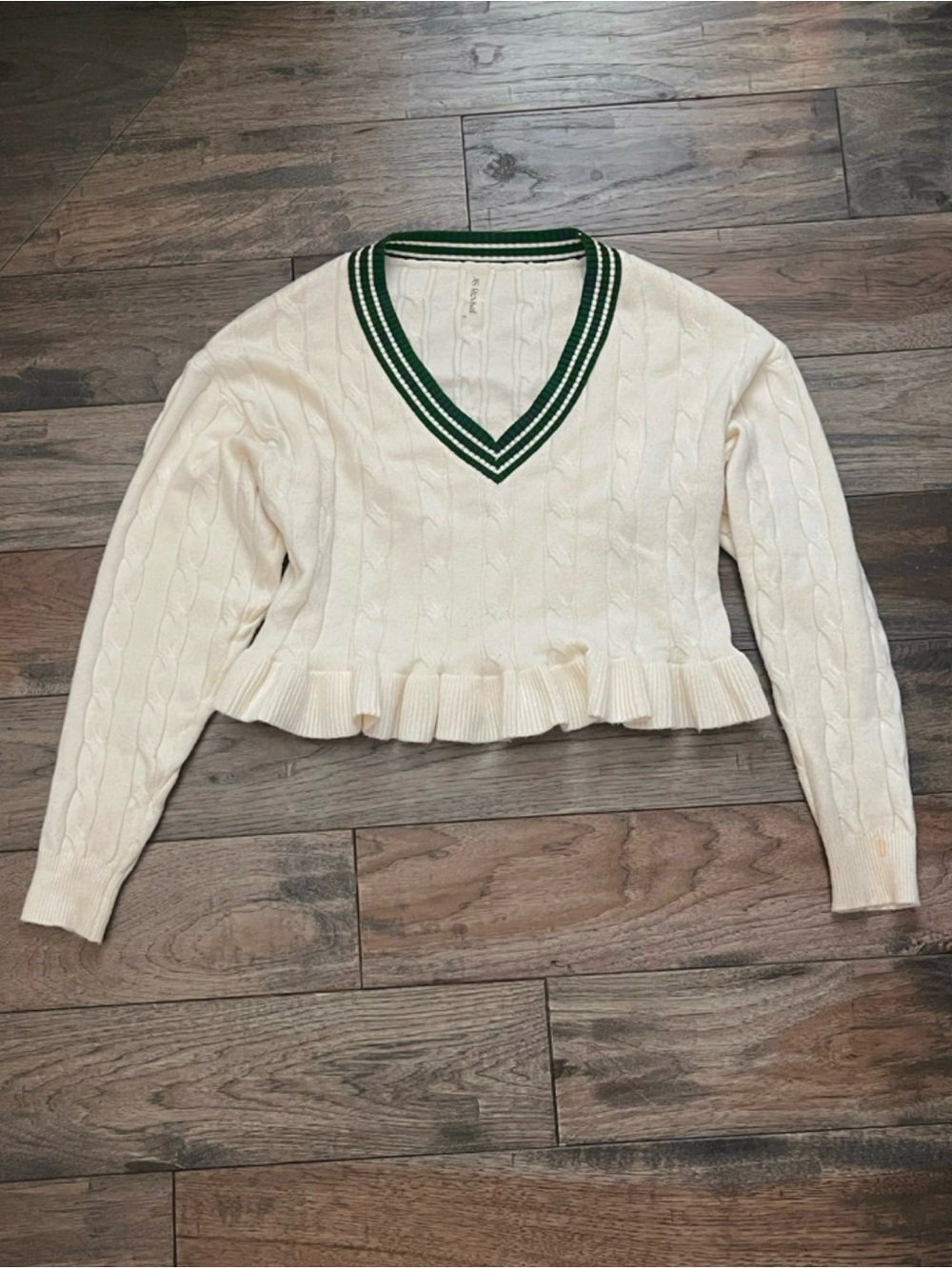 Classic Cable Knit V-Neck Sweater with Green Trim